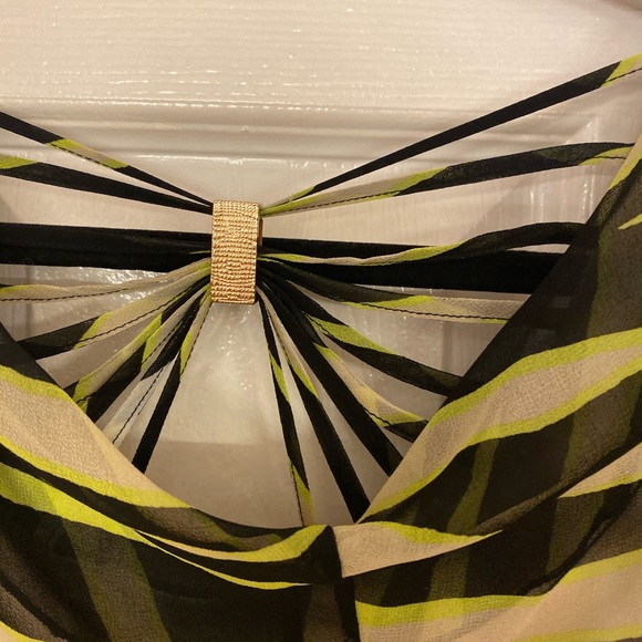 Top - Picture 3 of 4